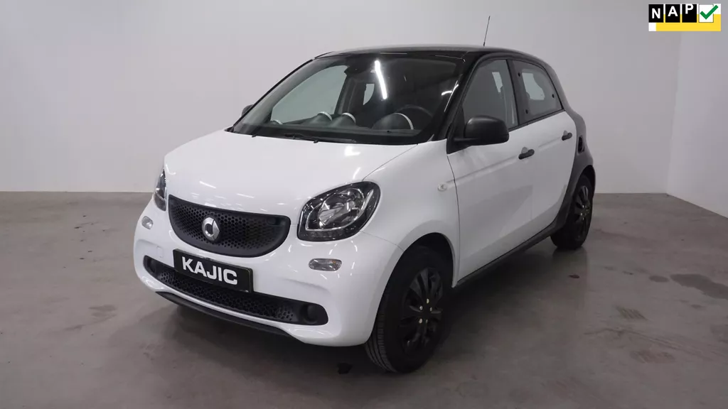 Smart Forfour 1.0 Essential Edition